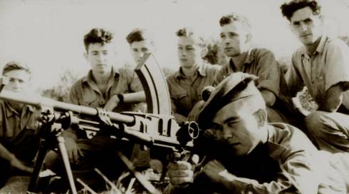 מחנה אימונים ראשון של פלוגה ב' - אימונים בנשק