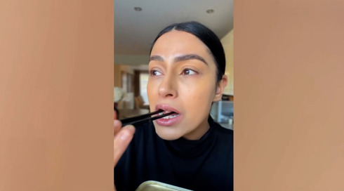 "הסרדינים יביאו לכם גלואו-אפ": הטרנד החם הבא - שגרת טיפוח בשימורים?