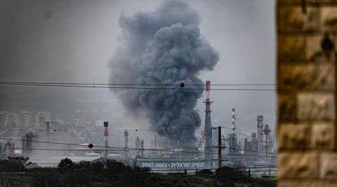 פגיעה במתקני בז"ן בחיפה