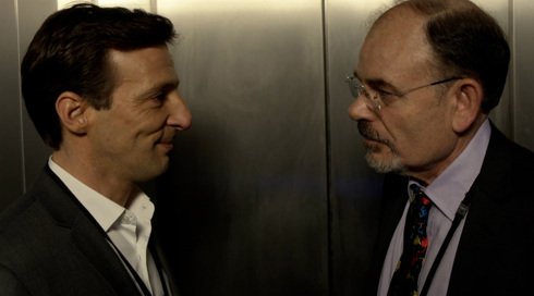 S0536492 1.00 22 14 22.Still001